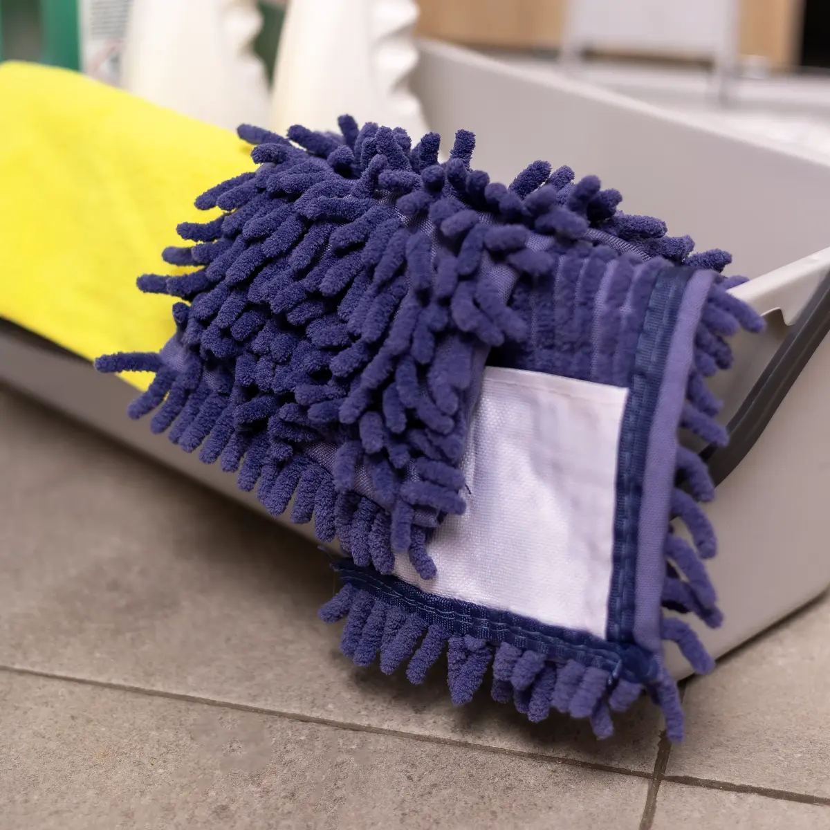 Flat cleaning mop with {attribute|Mop Head Material} and {attribute|Telescopic Handle} - 10